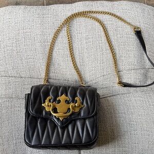 Betsey Johnson Elegant Black Quilted Bag with Gold Chain